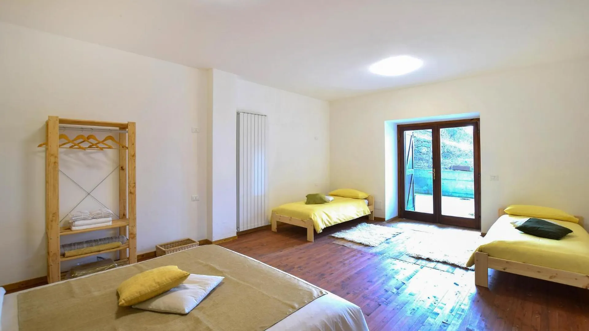 Tranquility At Pool Villa Solto Collina
