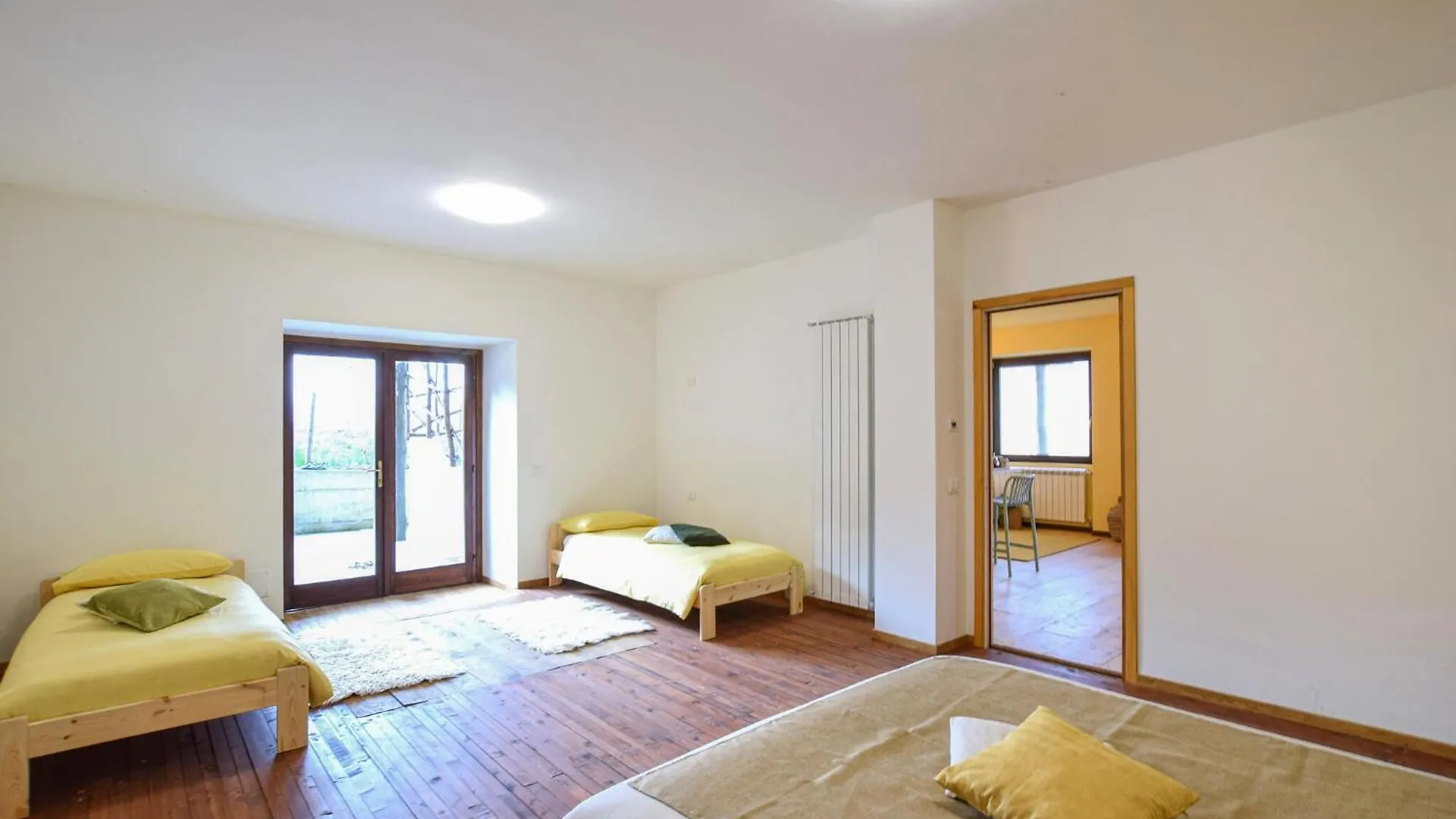 Tranquility At Pool Villa Solto Collina 0*,  Italy